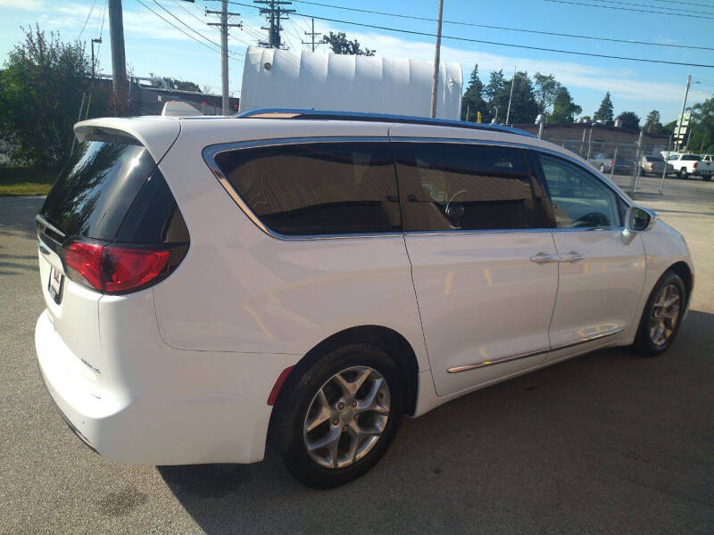 2017 Chrysler Pacifica Limited