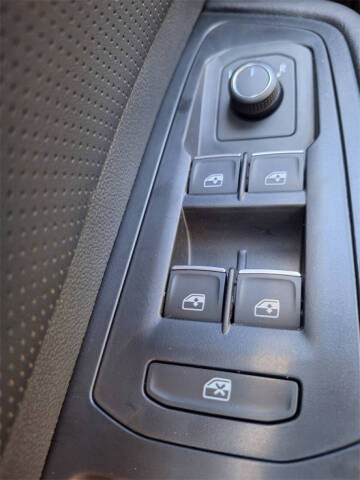 2026 Volkswagen Atlas Cross Sport SE