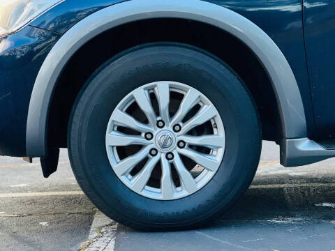 2017 Nissan Armada SL