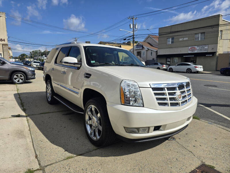 2013 Cadillac Escalade Luxury