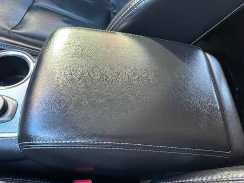 2017 Nissan Pathfinder SL