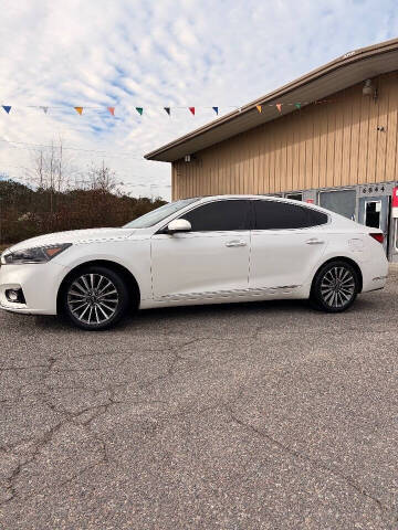 2017 Kia Cadenza Premium