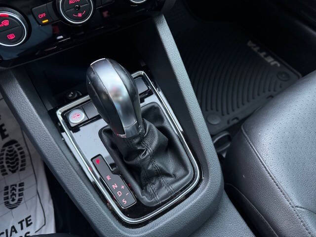 2017 Volkswagen Jetta 1.8T SEL