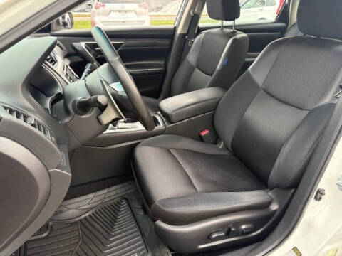 2016 Nissan Altima 2.5 SR