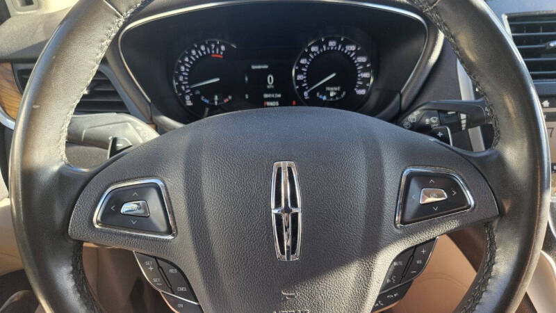 2019 Lincoln MKC Select