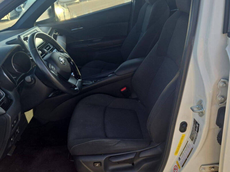 2018 Toyota C-HR XLE Premium