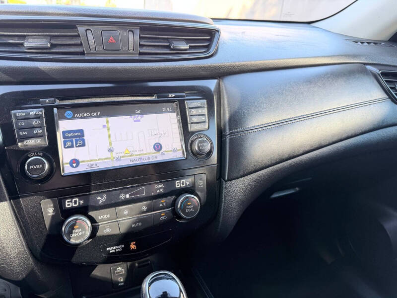 2017 Nissan Rogue Hybrid SL