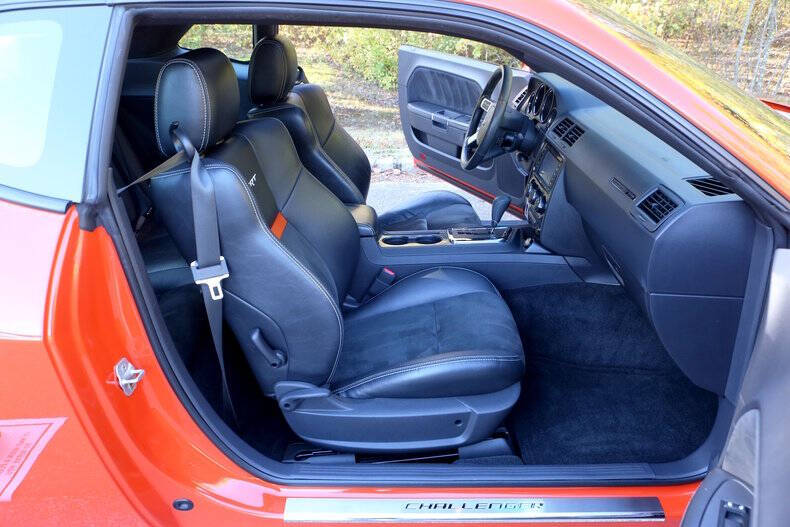 2008 Dodge Challenger SRT8