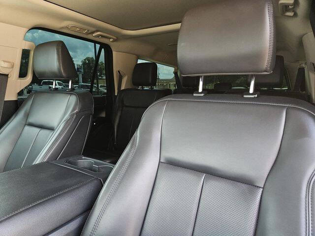 2022 Ford Expedition MAX XLT
