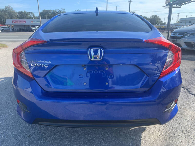 2018 Honda Civic EX-T photo 6