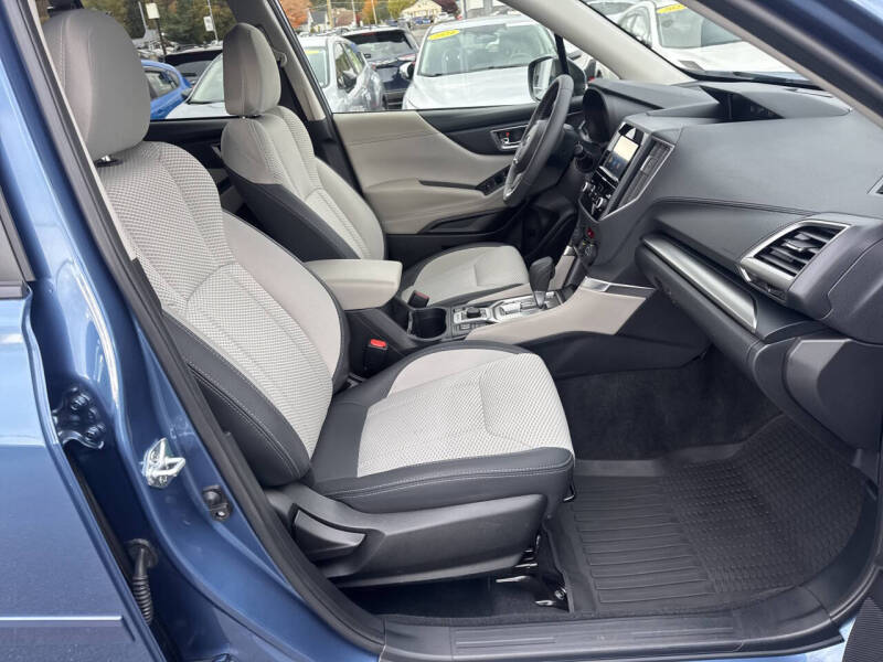 2024 Subaru Forester Premium