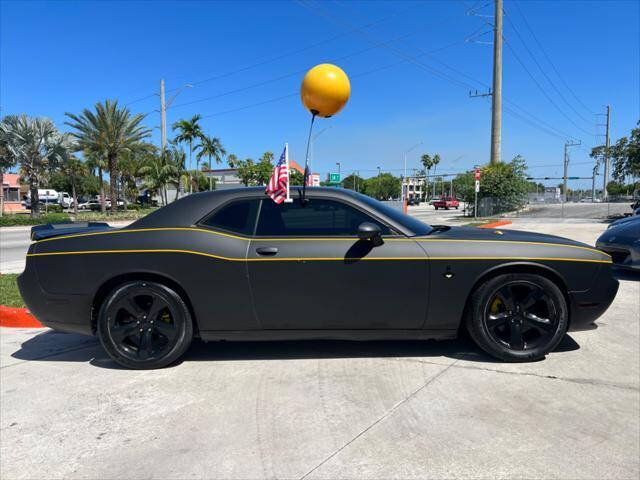 2014 Dodge Challenger Coupe - $18,497