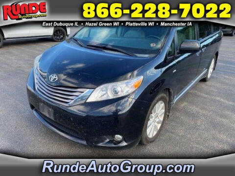 2016 Toyota Sienna for sale at Runde PreDriven in Hazel Green WI