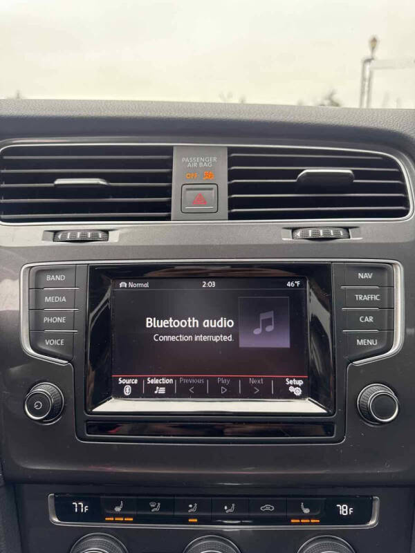 2015 Volkswagen e-Golf SEL Premium