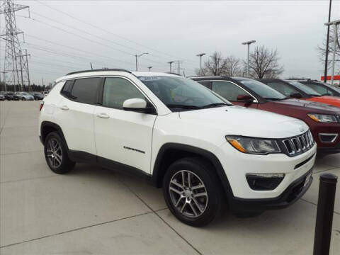 2020 Jeep Compass for sale at SIMOTES MOTORS in Minooka IL