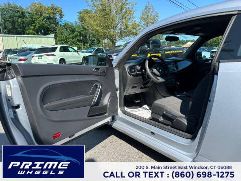 2013 Volkswagen Beetle 2.5L Entry