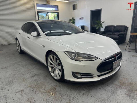 2014 Tesla Model S P85D