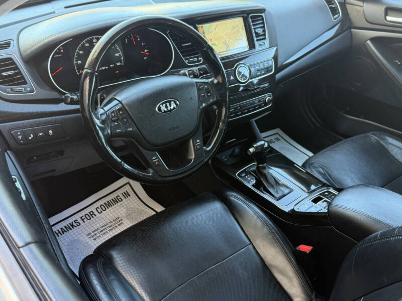 2016 Kia Cadenza Premium
