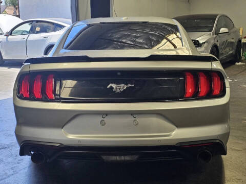 2018 Ford Mustang