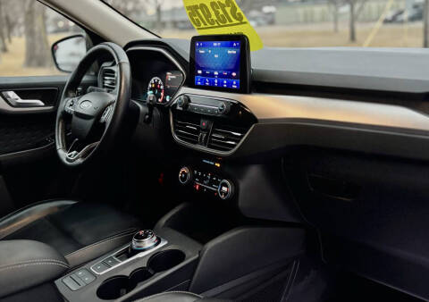 2020 Ford Escape SEL