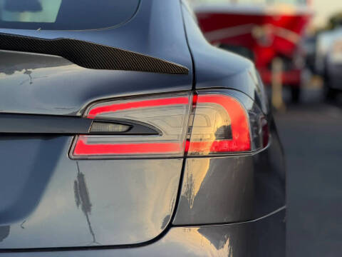 2016 Tesla Model S