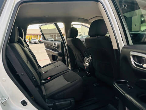 2018 Nissan Pathfinder S