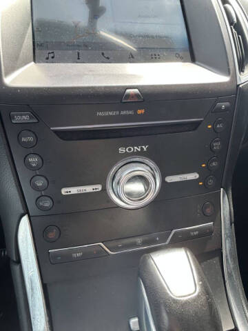 2017 Ford Edge Titanium