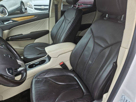 2016 Lincoln MKC Select