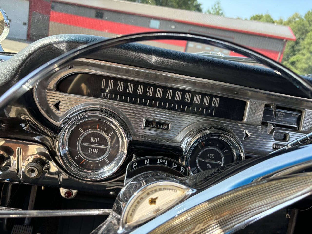 1957 Pontiac Bonneville 25