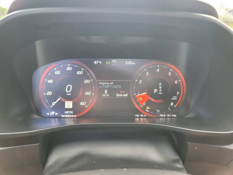 2019 Volvo XC40 T5 R-Design