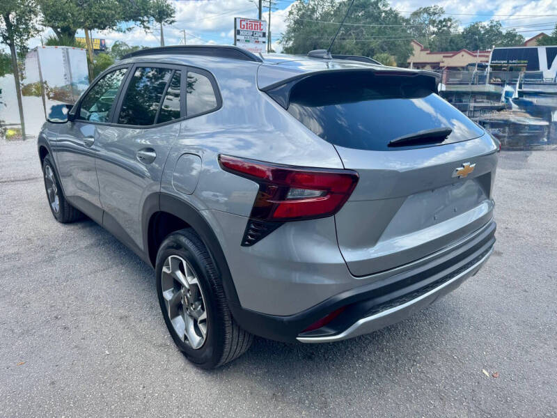 2025 Chevrolet Trax LT