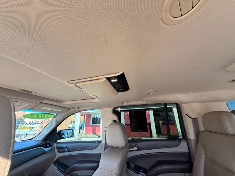 2017 Chevrolet Suburban LT