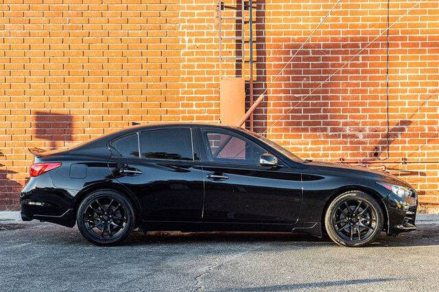 2017 Infiniti Q50 Hybrid Premium