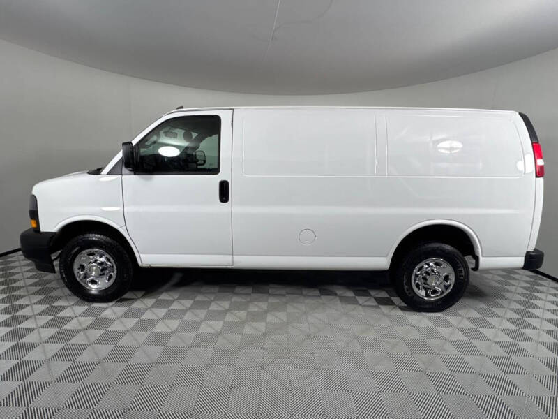 2020 Chevrolet Express 2500