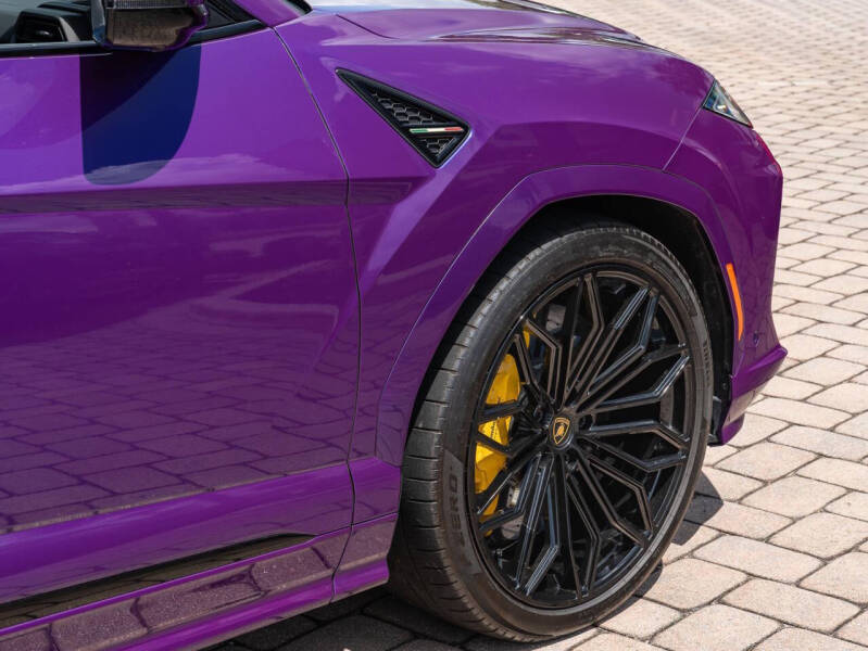 2025 Lamborghini Urus SE