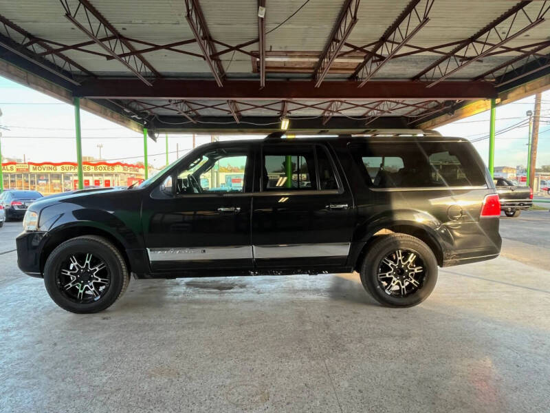 2013 Lincoln Navigator L