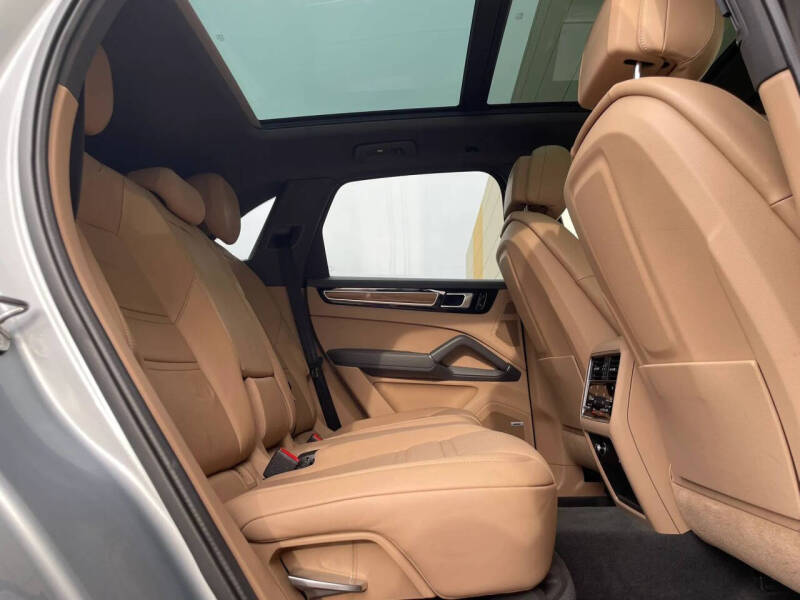 2021 Porsche Cayenne
