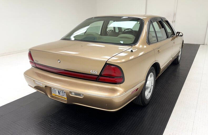 1998 Oldsmobile LSS
