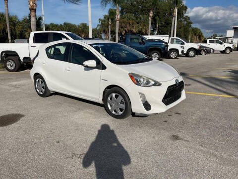 2016 Toyota Prius c Two
