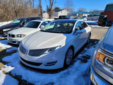2014 Lincoln MKZ for sale at Clare Auto Sales, Inc. in Clare MI