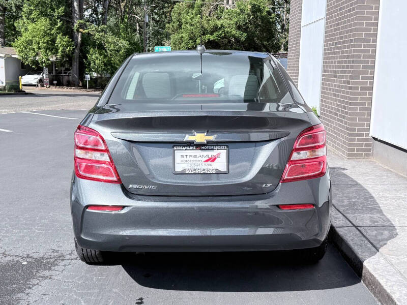 2017 Chevrolet Sonic LT Auto