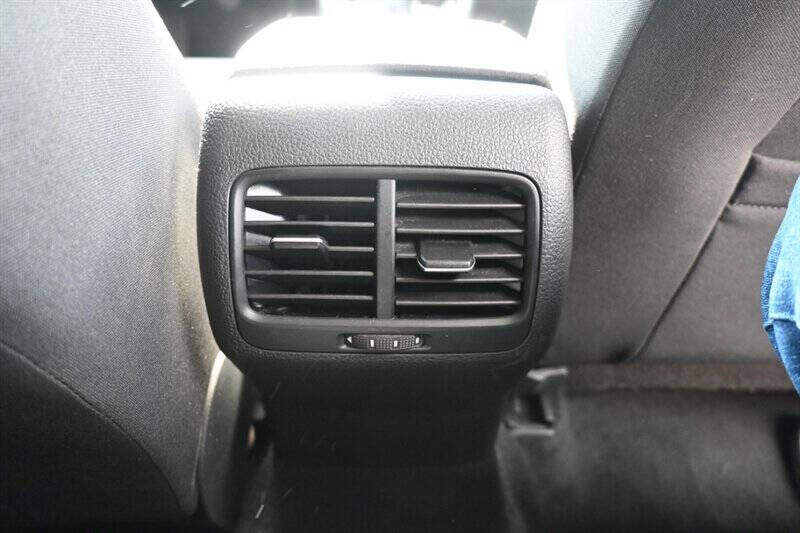 2016 Volkswagen e-Golf SE