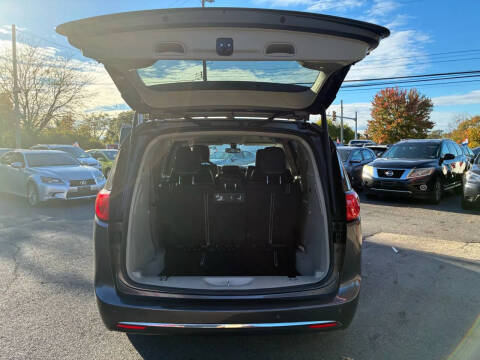 2018 Chrysler Pacifica Touring L
