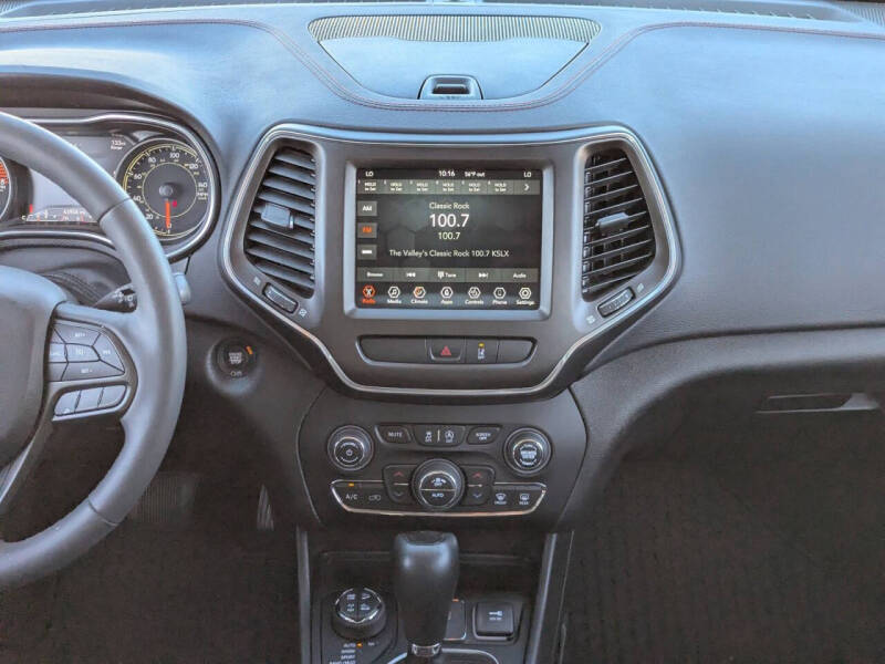 2022 Jeep Cherokee Trailhawk