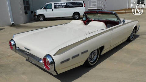 1962 Ford Thunderbird
