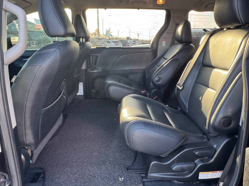 2017 Toyota Sienna
