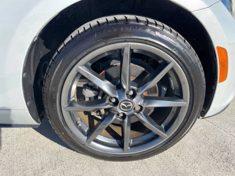 2019 Mazda MX-5 Miata RF Grand Touring