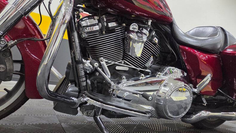 2017 Harley-Davidson FLH