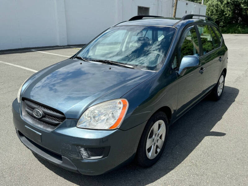 2009 Kia Rondo LX