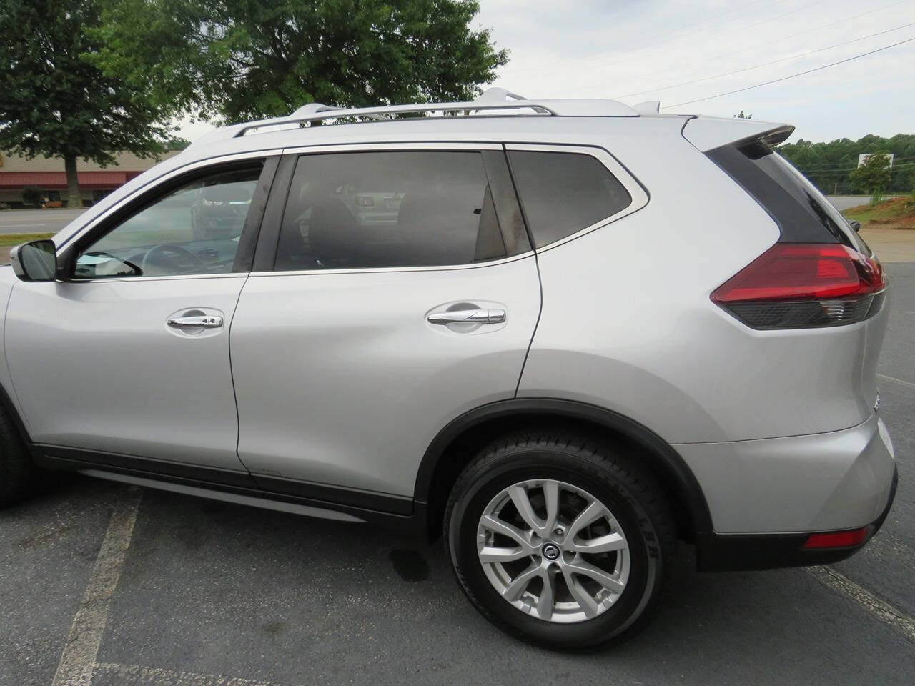 2018 Nissan Rogue for sale at Colbert's Auto Outlet in Hickory, NC